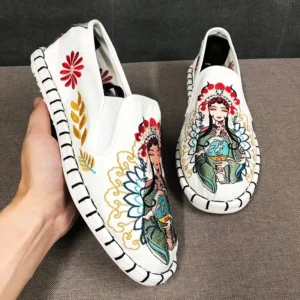Ethnic Embroidered Canvas Shoes Old Beijing Style Loafers