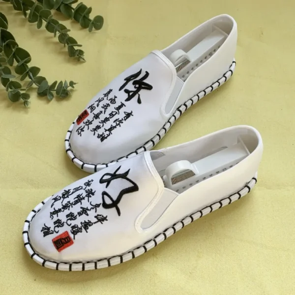 Embroidered Chinese Ethnic Style Hanfu Kung Fu Shoes Women